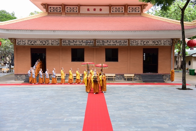 Lễ truyền giới Sa di Phương Trượng